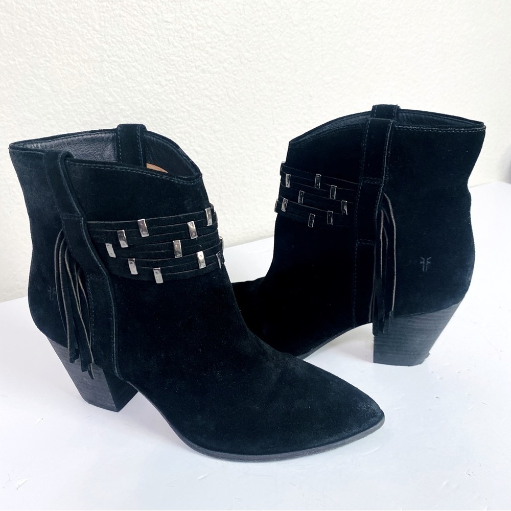 Frye Black Suede Reed Showdown Fringe Stud Booties Size 10 - Picture 1 of 6
